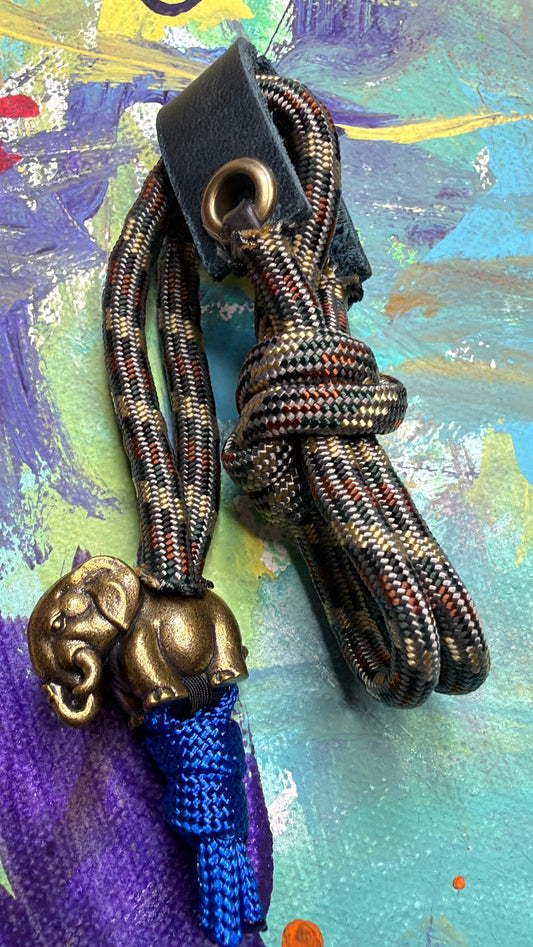 Dark Camo Paracord EDC - Frameless Slingshot w/ Elephant Charm - Blue Leather