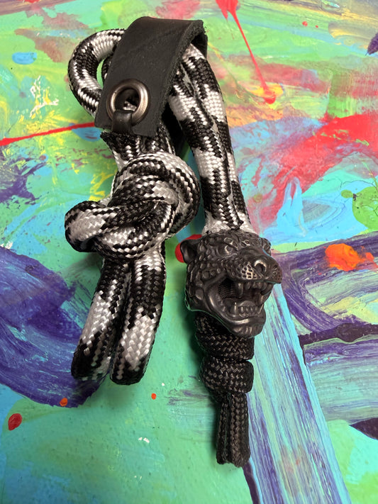 Black & White Paracord EDC - Frameless Slingshot w/ Jaguar Charm - Black Leather