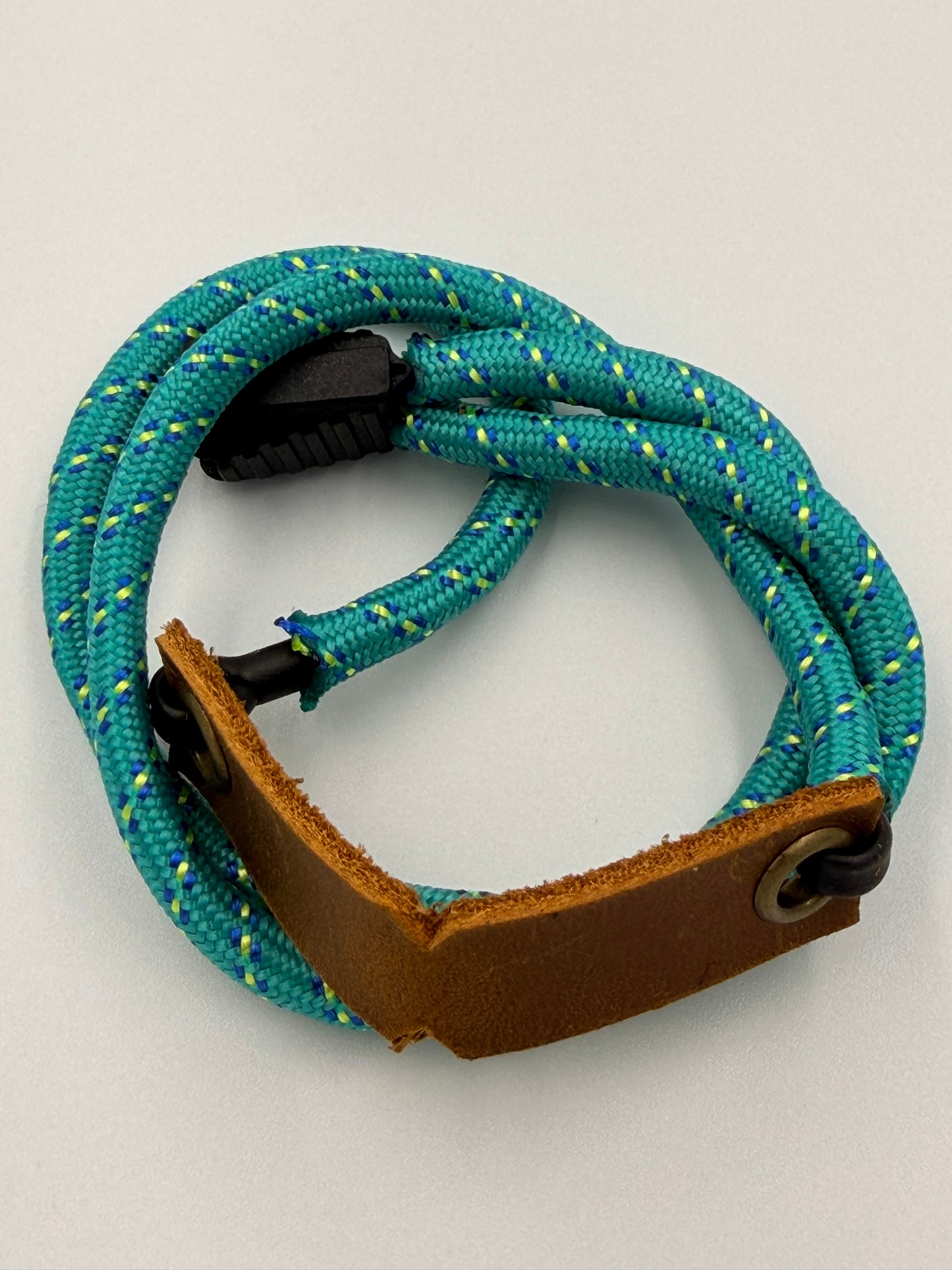 Mint Color Paracord Bracelet - EDC Frameless Slingshot - Genuine Leather