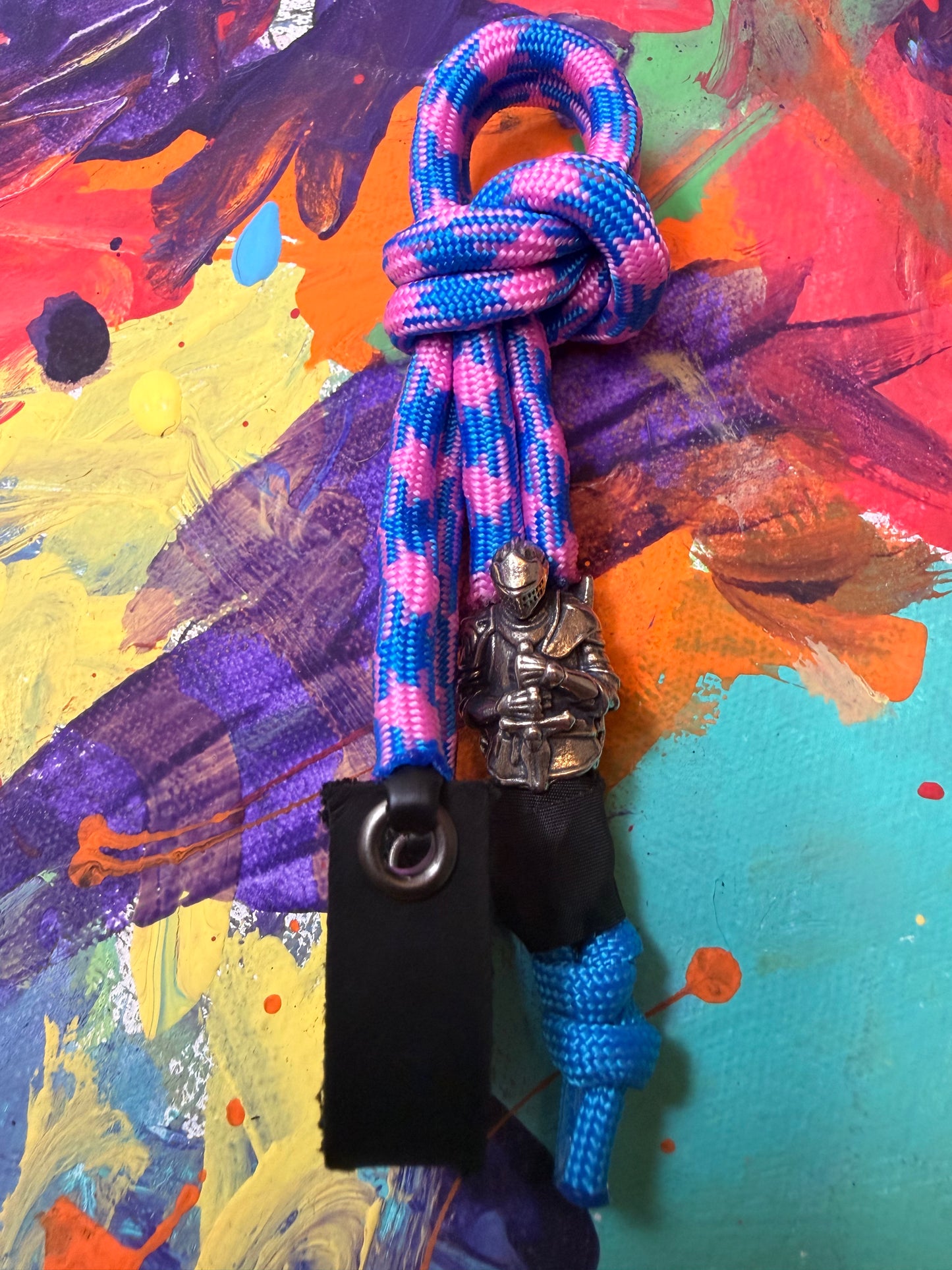 Purple & Pink Paracord EDC - Frameless Slingshot w/ Knight Charm - Black Leather