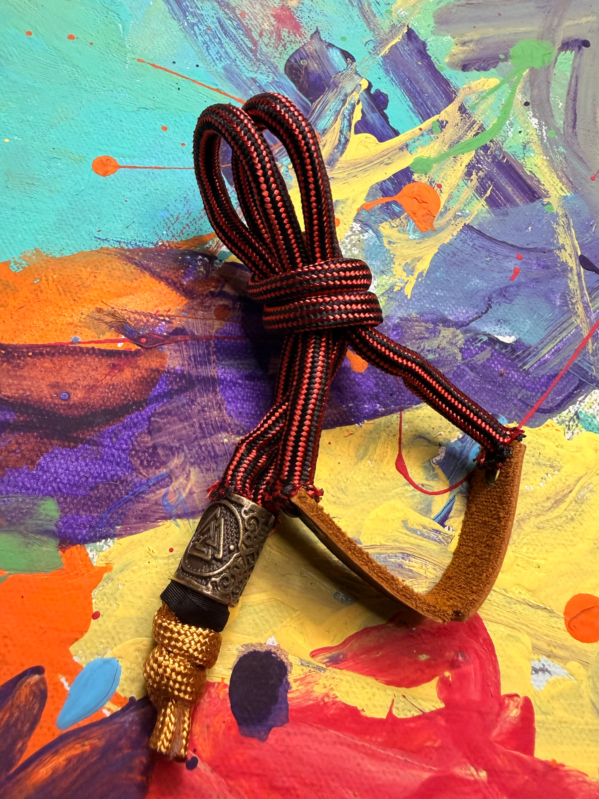 Black & Res Paracord EDC - Frameless Slingshot w/ Nordic Charm - Genuine Leather