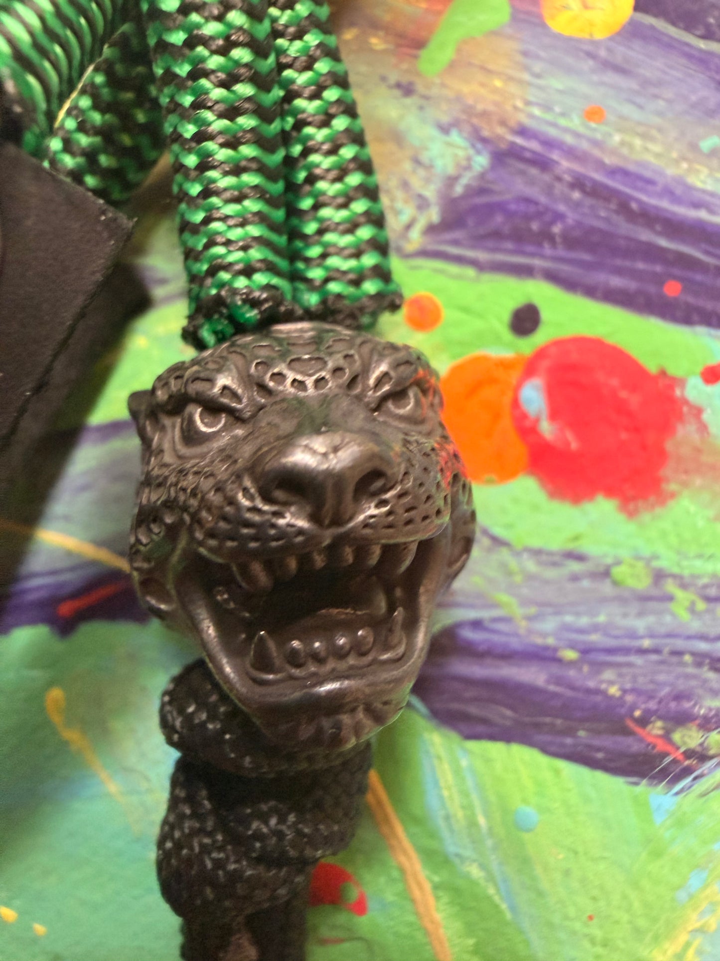 Green & Black Paracord EDC - Frameless Slingshot w/ Jaguar Charm - Black Leather
