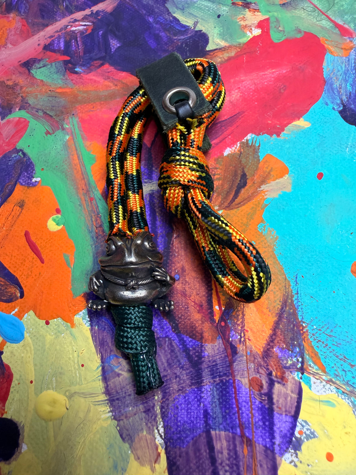Green & Orange Paracord EDC - Frameless Slingshot w/ Frog Charm - Green Leather