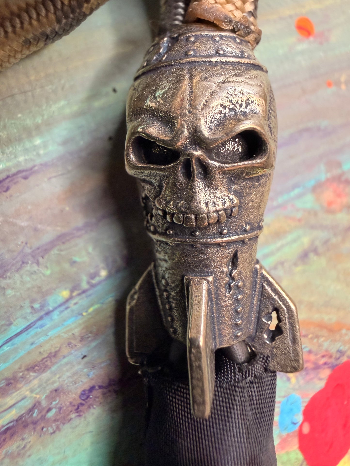 Brown & Gray Paracord EDC - Frameless Slingshot w/ Bomb Skull Charm - Black Leather